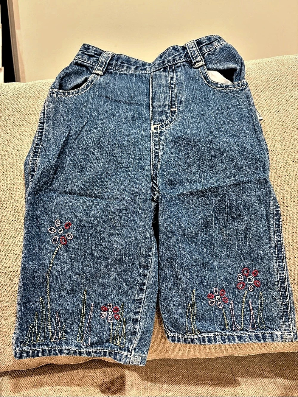 Vintage OshKosh Baby 18M Floral Embroidered Jeans